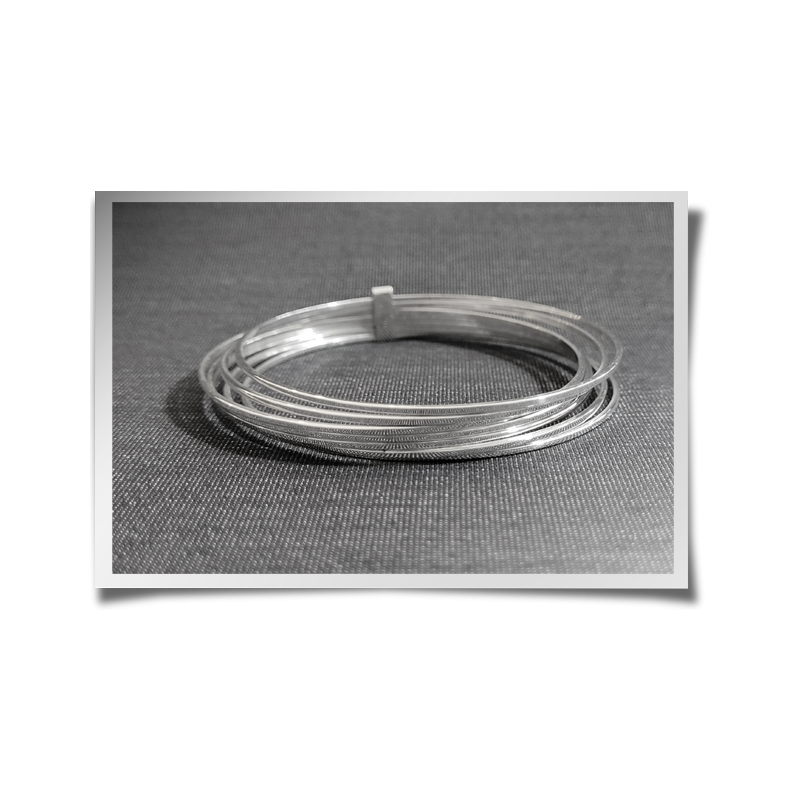 7-Strand Linked Bangle