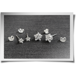 Medium Swarovski Star Studs