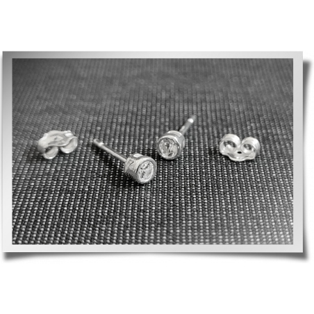 Tubular Zirconia Studs