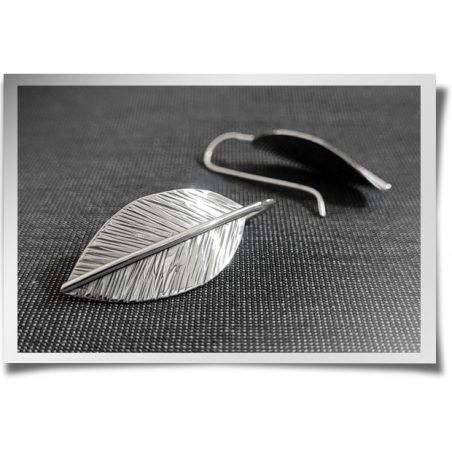 Leafy Hook Dangly Earrings