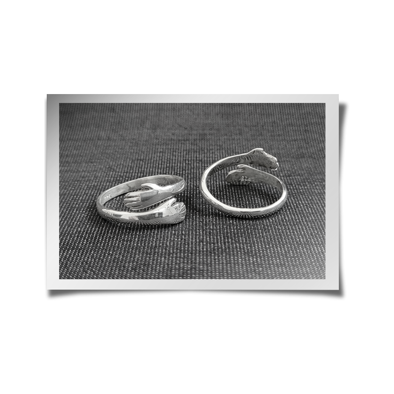 Hugging Hands Ring