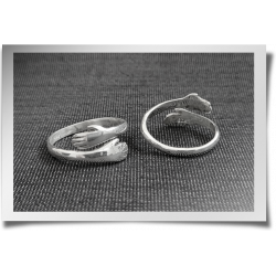 Hugging Hands Ring